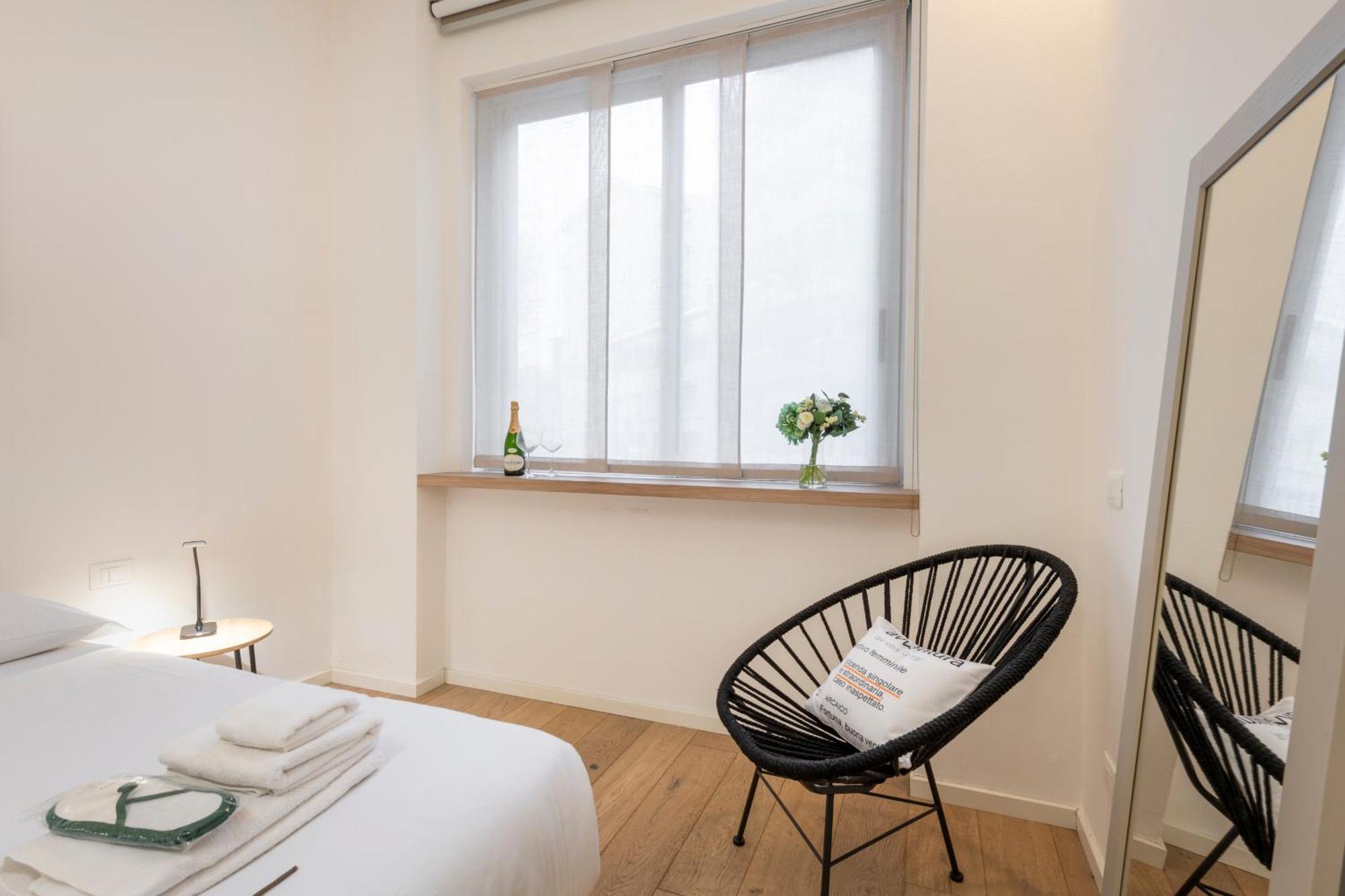 Appartamento Longhena, 7 - Total White Milano