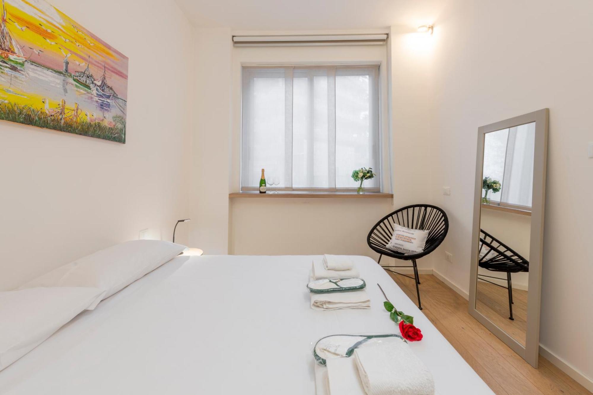 Appartamento Longhena, 7 - Total White Milano
